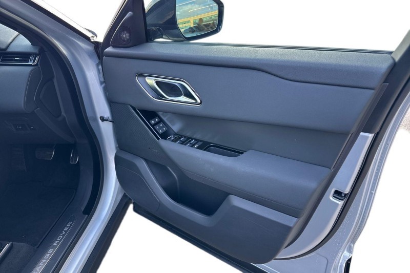 2025 (25) LAND ROVER RANGE ROVER VELAR 2.0 D200 MHEV Dynamic SE 5dr Auto 5154599