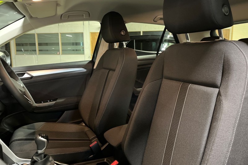  VOLKSWAGEN T-ROC 1.5 TSI Match 5dr 4891397