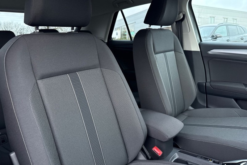  VOLKSWAGEN T-ROC 1.5 TSI Match 5dr 4930364