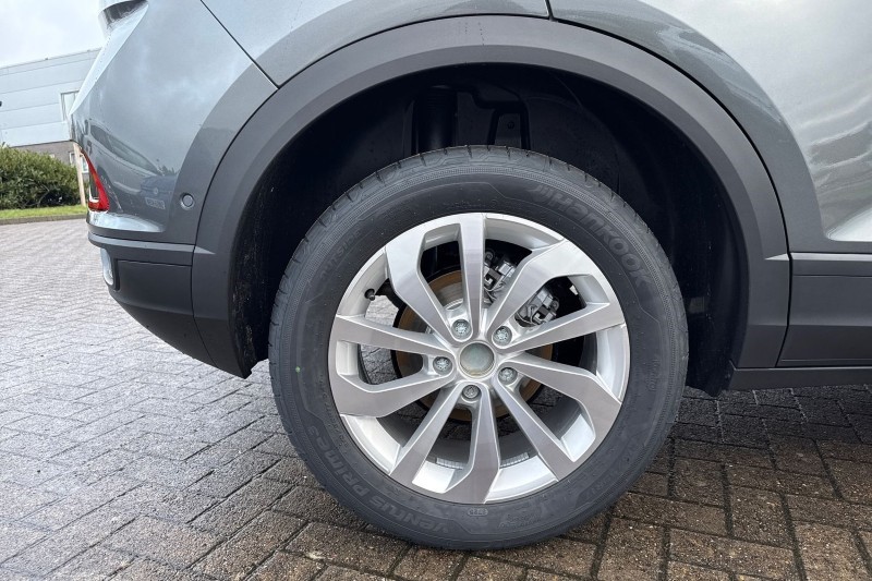  VOLKSWAGEN T-ROC 1.5 TSI Match 5dr 4930356