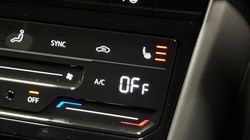 VOLKSWAGEN T-ROC 1.5 TSI Match 5dr 4891468