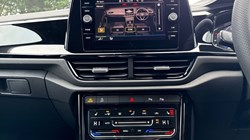 VOLKSWAGEN T-ROC 1.5 TSI Black Edition Plus 5dr DSG 4910783