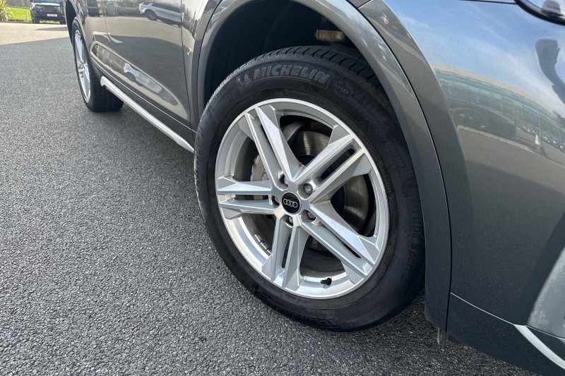 2024 (74) AUDI Q5 40 TDI Quattro S Line 5dr S Tronic 5152629