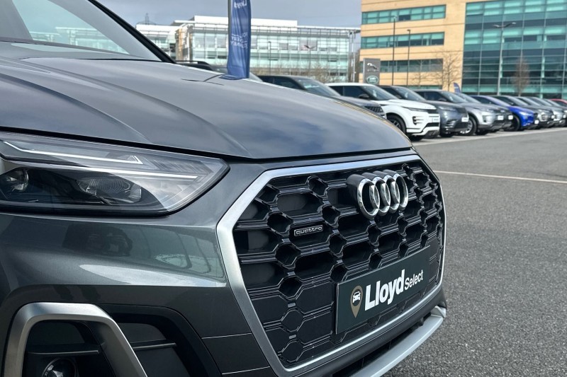 2024 (74) AUDI Q5 40 TDI Quattro S Line 5dr S Tronic 5152628
