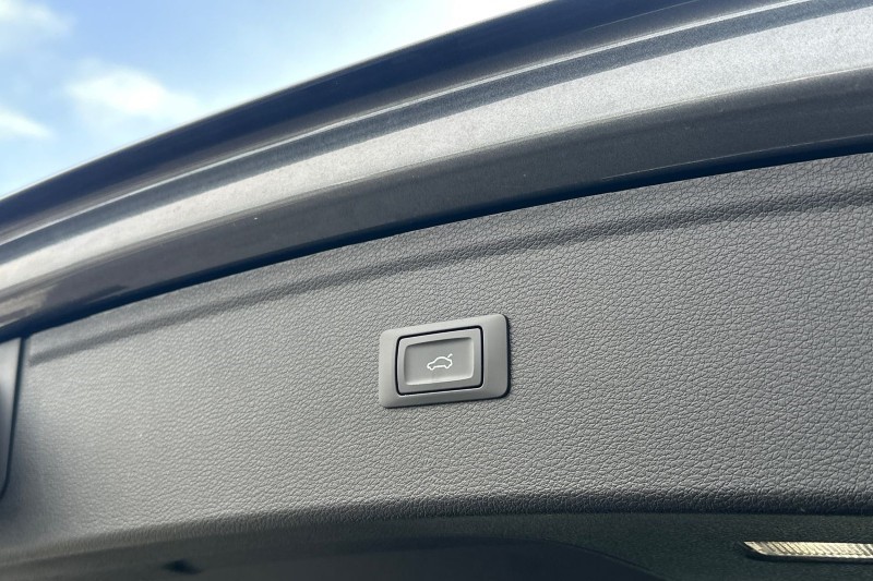 2024 (74) AUDI Q5 40 TDI Quattro S Line 5dr S Tronic 5152625