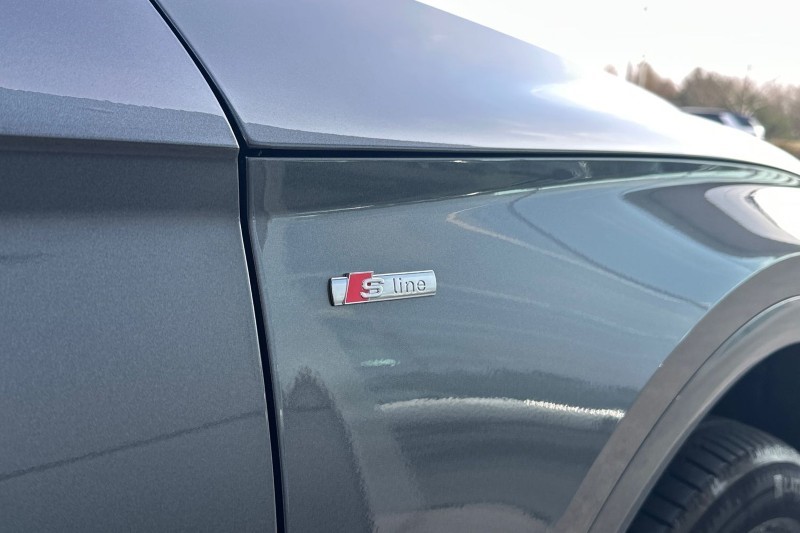 2024 (74) AUDI Q5 40 TDI Quattro S Line 5dr S Tronic 5152608