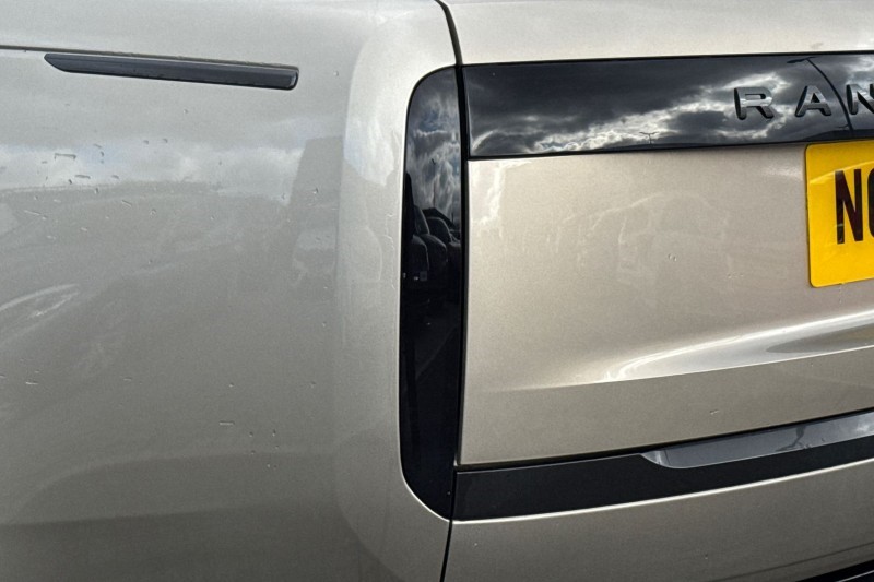 2024 (24) LAND ROVER RANGE ROVER 3.0 P550e Autobiography 4dr Auto 5177180