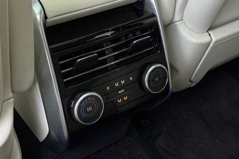 2024 (24) LAND ROVER RANGE ROVER 3.0 P550e Autobiography 4dr Auto 5177179