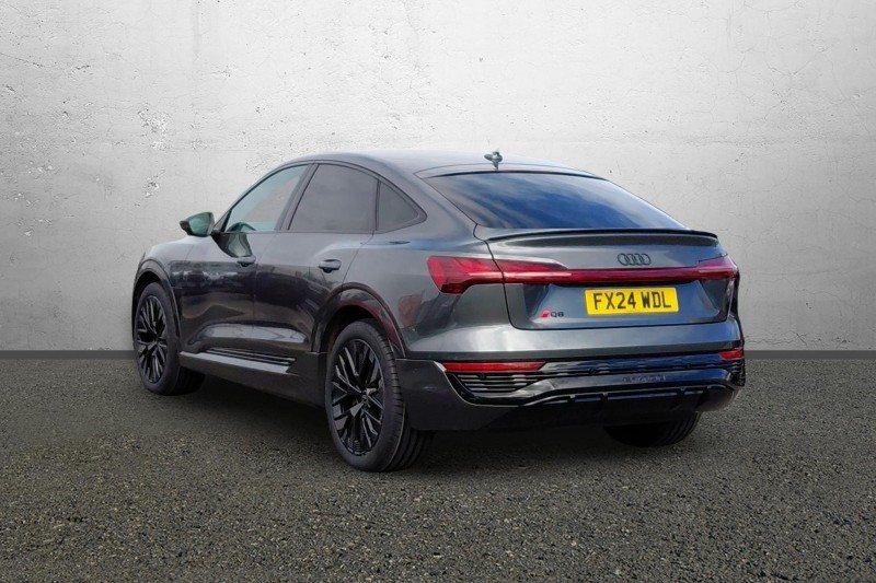 2024 (24) AUDI Q8 250kW 50 Quattro 95kWh Black Edition 5dr Auto 5224019