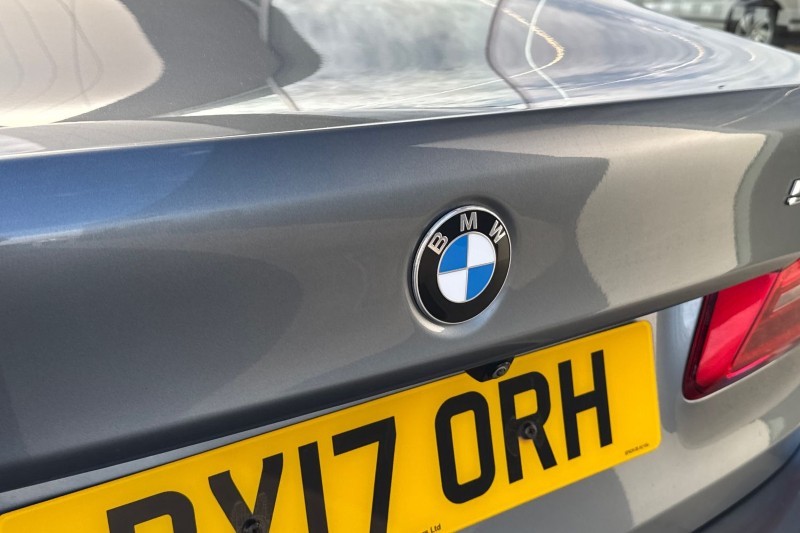 2017 (17) BMW 5 SERIES 520d SE 4dr Auto 5185449