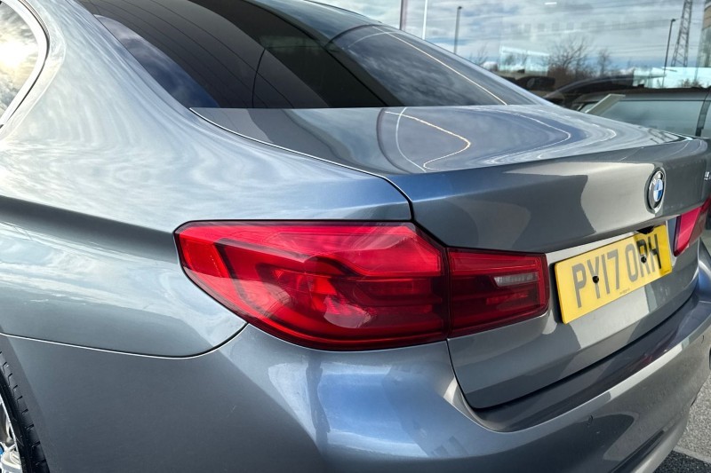 2017 (17) BMW 5 SERIES 520d SE 4dr Auto 5185428