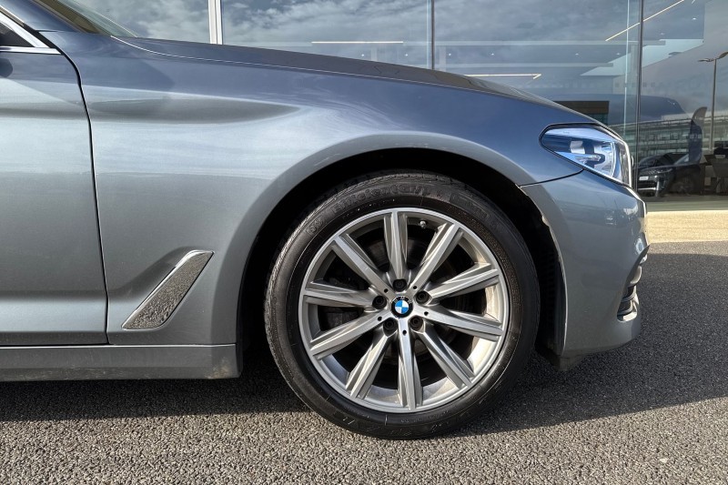 2017 (17) BMW 5 SERIES 520d SE 4dr Auto 5185417