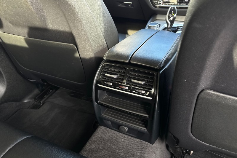 2017 (17) BMW 5 SERIES 520d SE 4dr Auto 5185427