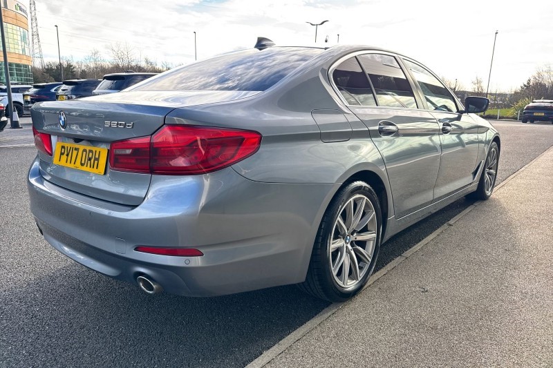 2017 (17) BMW 5 SERIES 520d SE 4dr Auto 5185452