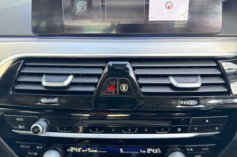 2017 (17) BMW 5 SERIES 520d SE 4dr Auto 5185441