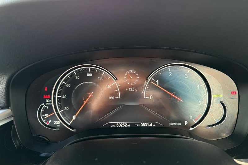 2017 (17) BMW 5 SERIES 520d SE 4dr Auto 5185425