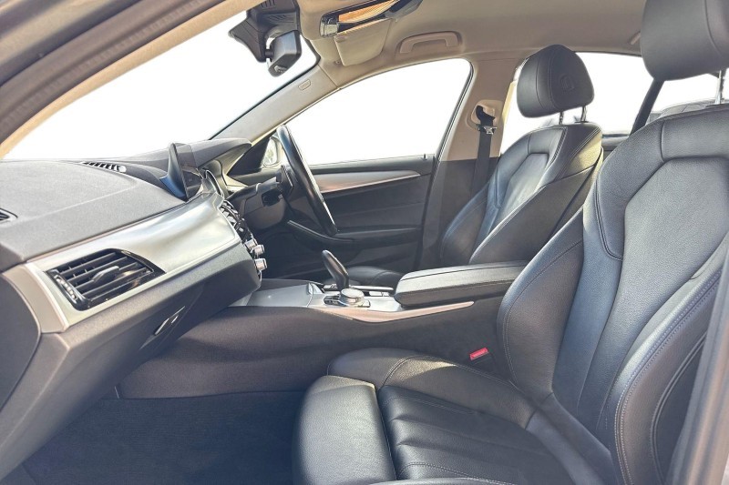 2017 (17) BMW 5 SERIES 520d SE 4dr Auto 5185412