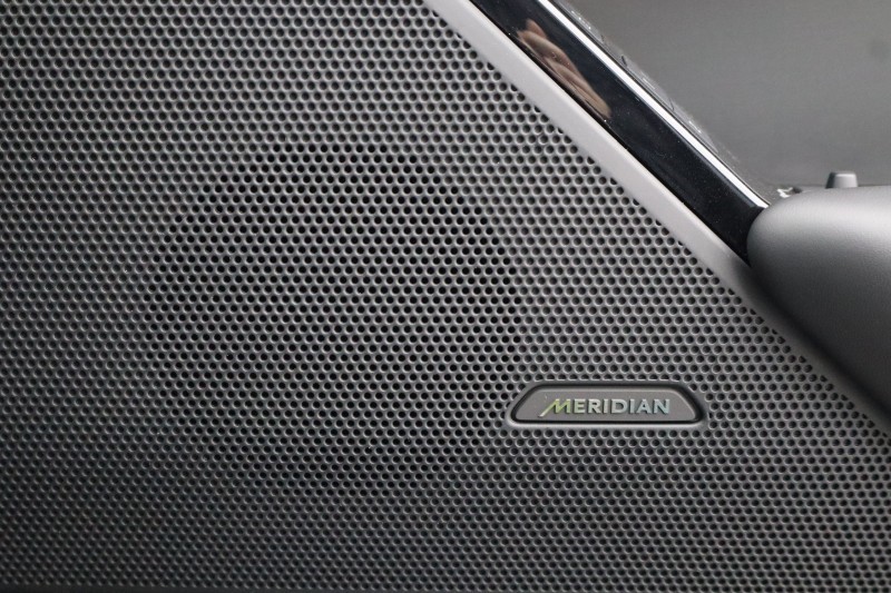 2024 (74) LAND ROVER RANGE ROVER VELAR 3.0 D300 MHEV Dynamic HSE 5dr Auto 5145287