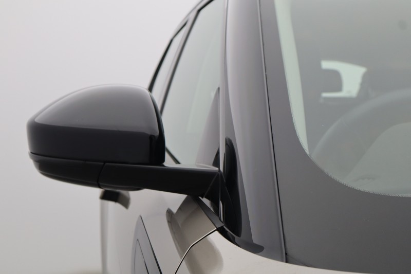 2023 (23) LAND ROVER RANGE ROVER EVOQUE 2.0 P250 R-Dynamic SE 5dr Auto 5169040