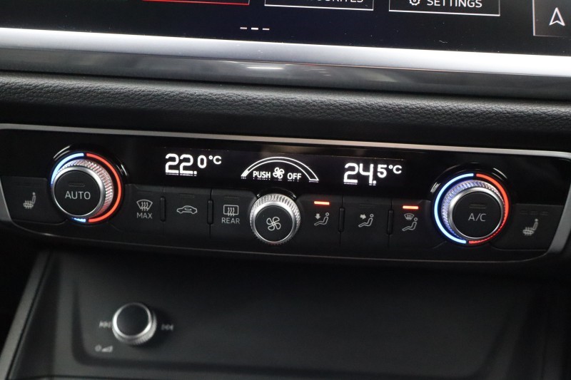 2022 (22) AUDI Q3 40 TFSI Quattro S Line 5dr S Tronic 5173722