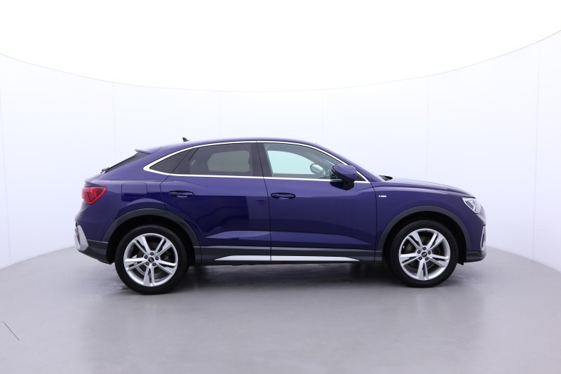 2022 (22) AUDI Q3 40 TFSI Quattro S Line 5dr S Tronic 5173676