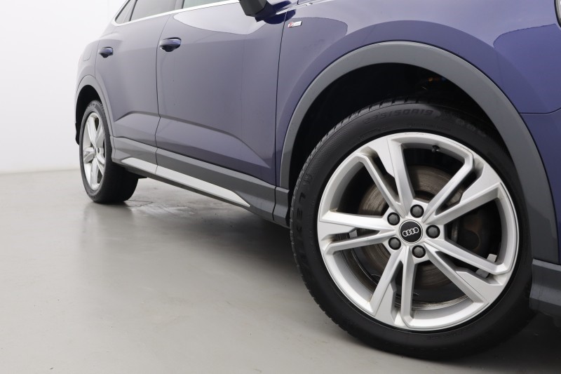 2022 (22) AUDI Q3 40 TFSI Quattro S Line 5dr S Tronic 5173697