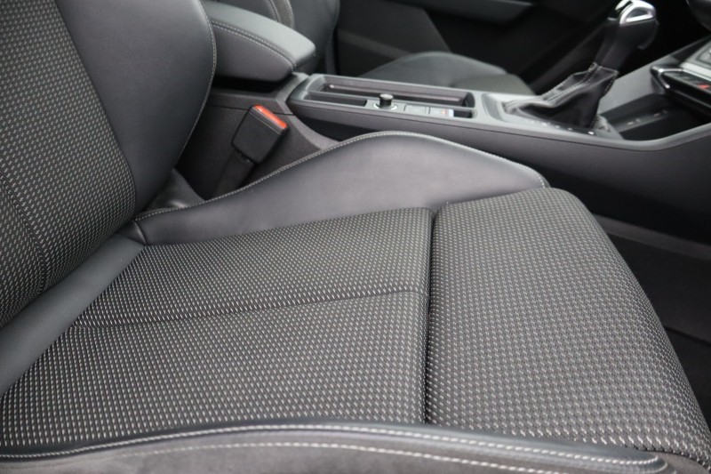 2022 (22) AUDI Q3 40 TFSI Quattro S Line 5dr S Tronic 5173700