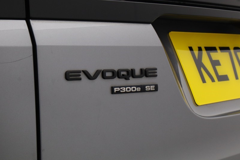 2020 (70) LAND ROVER RANGE ROVER EVOQUE 1.5 P300e R-Dynamic SE 5dr Auto 5467879