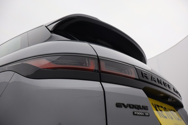 2020 (70) LAND ROVER RANGE ROVER EVOQUE 1.5 P300e R-Dynamic SE 5dr Auto 5154907