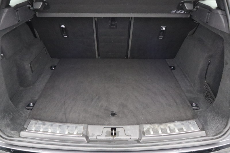 2020 (70) LAND ROVER RANGE ROVER EVOQUE 1.5 P300e R-Dynamic SE 5dr Auto 5154909