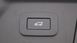 2023 (23) LAND ROVER RANGE ROVER VELAR 2.0 D200 MHEV Dynamic SE 5dr Auto 5156397