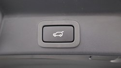 2021 (21) JAGUAR F-PACE 2.0 D165 R-Dynamic S 5dr Auto AWD 5165803