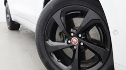 2021 (21) JAGUAR F-PACE 2.0 D165 R-Dynamic S 5dr Auto AWD 5165831