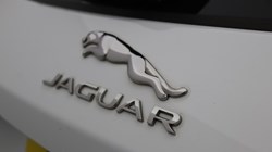 2021 (21) JAGUAR F-PACE 2.0 D165 R-Dynamic S 5dr Auto AWD 5165797
