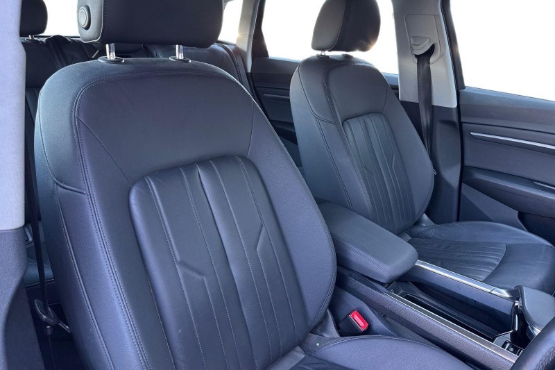 2020 (70) AUDI E-TRON 230kW 50 Quattro 71kWh Technik 5dr Auto 5186755