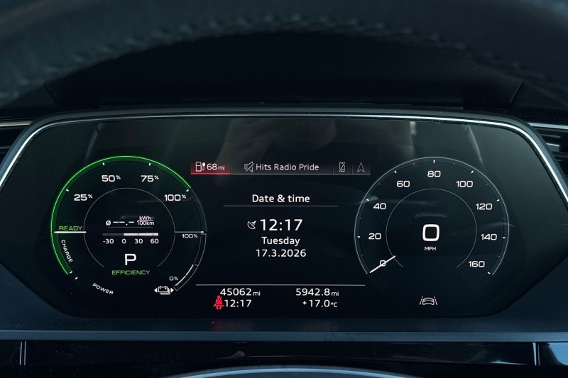 2020 (70) AUDI E-TRON 230kW 50 Quattro 71kWh Technik 5dr Auto 5186746