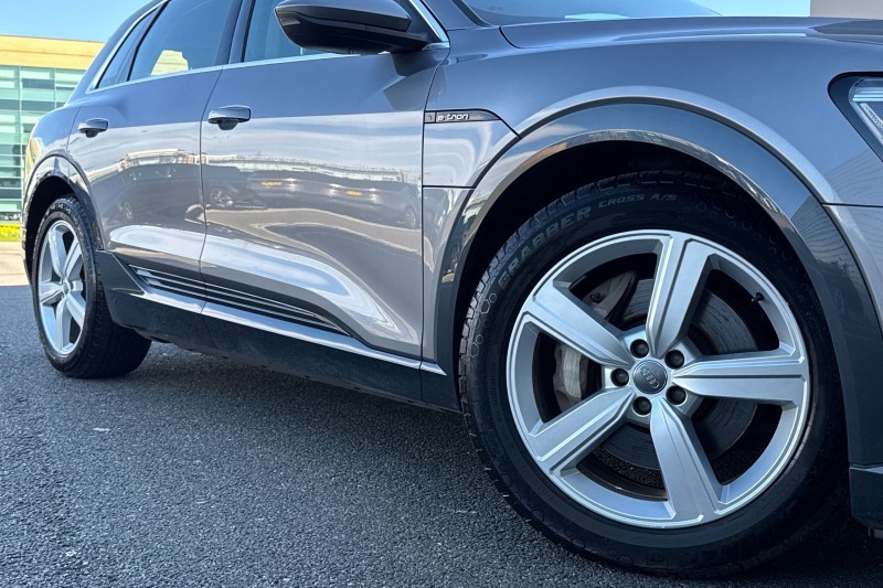 2020 (70) AUDI E-TRON 230kW 50 Quattro 71kWh Technik 5dr Auto 5186771