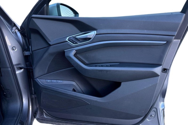 2020 (70) AUDI E-TRON 230kW 50 Quattro 71kWh Technik 5dr Auto 5186751