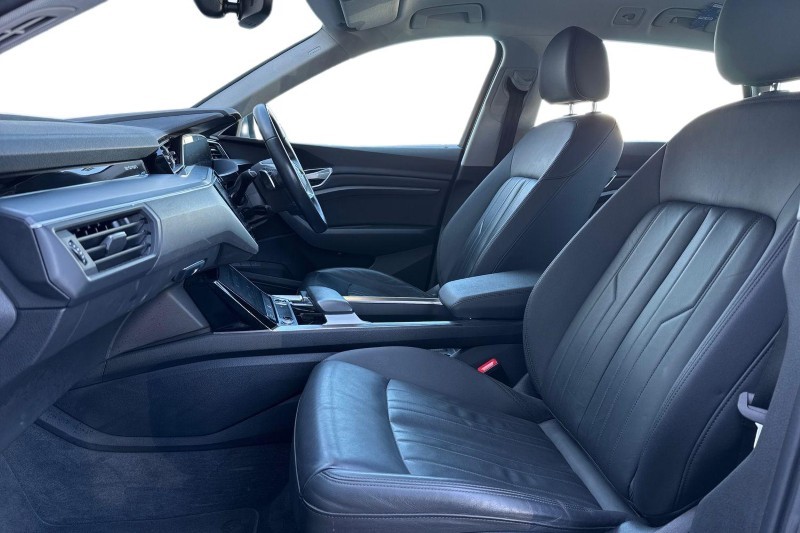2020 (70) AUDI E-TRON 230kW 50 Quattro 71kWh Technik 5dr Auto 5186733