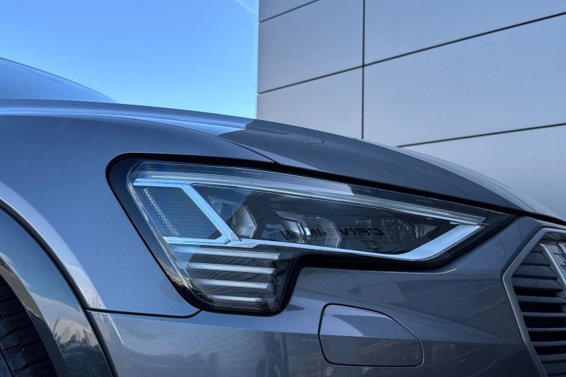 2020 (70) AUDI E-TRON 230kW 50 Quattro 71kWh Technik 5dr Auto 5186747