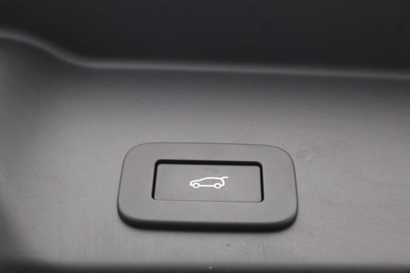 2023 (72) LAND ROVER RANGE ROVER EVOQUE 2.0 P200 R-Dynamic S 5dr Auto 5177690