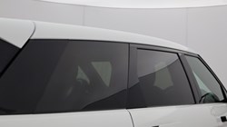 2023 (72) LAND ROVER RANGE ROVER EVOQUE 2.0 P200 R-Dynamic S 5dr Auto 5177687