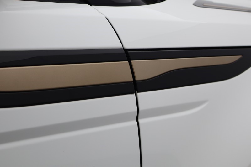 2023 (72) LAND ROVER RANGE ROVER EVOQUE 2.0 P200 R-Dynamic S 5dr Auto 5177694