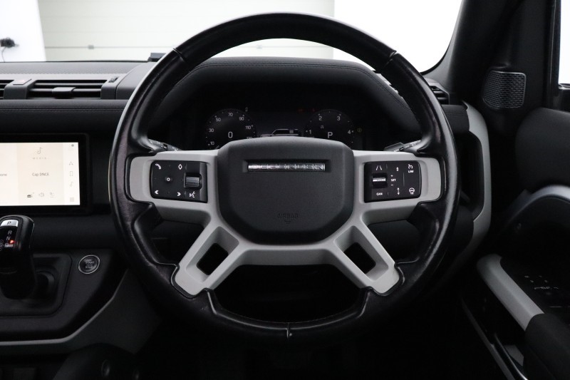 2023 (73) LAND ROVER DEFENDER 3.0 D250 X-Dynamic SE 110 5dr Auto 5737673