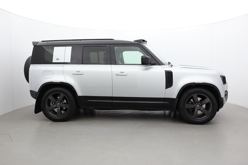 2023 (73) LAND ROVER DEFENDER 3.0 D250 X-Dynamic SE 110 5dr Auto 5737656