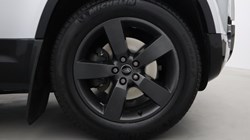 2023 (73) LAND ROVER DEFENDER 3.0 D250 X-Dynamic SE 110 5dr Auto 5737703