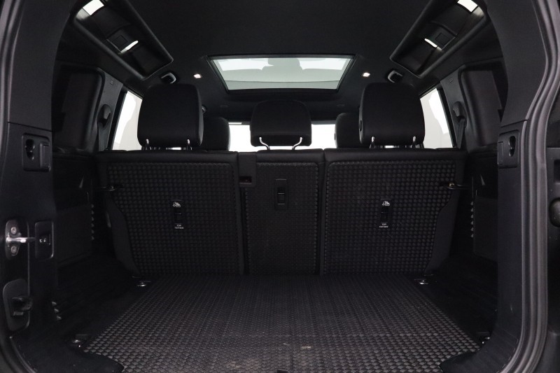 2023 (73) LAND ROVER DEFENDER 3.0 D250 X-Dynamic SE 110 5dr Auto 5737714