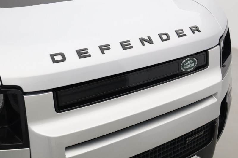 2023 (73) LAND ROVER DEFENDER 3.0 D250 X-Dynamic SE 110 5dr Auto 5737659