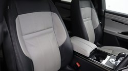 2021 (21) LAND ROVER RANGE ROVER EVOQUE 2.0 D165 R-Dynamic 5dr Auto 5171709