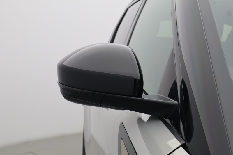 2021 (21) LAND ROVER RANGE ROVER EVOQUE 2.0 D165 R-Dynamic 5dr Auto 5171683